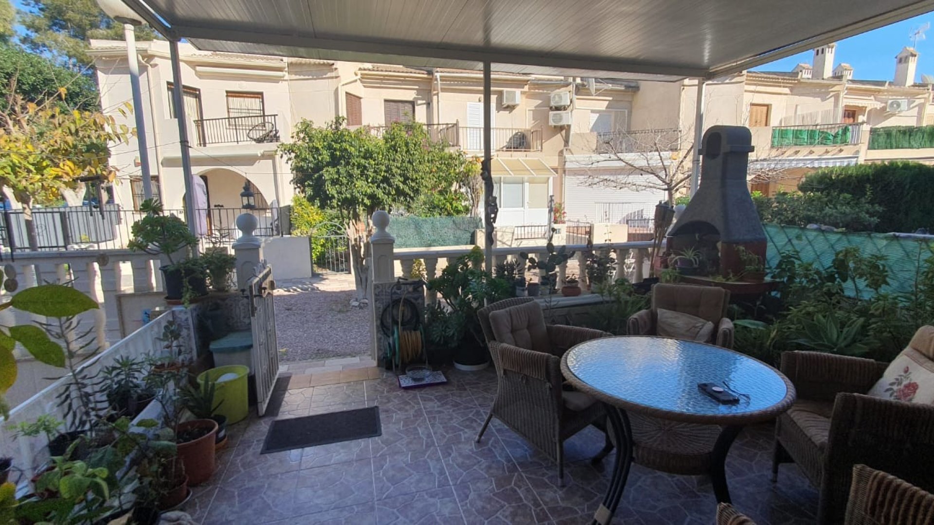 Resale - Townhouse -
Guardamar del Segura - Urbanizaciones