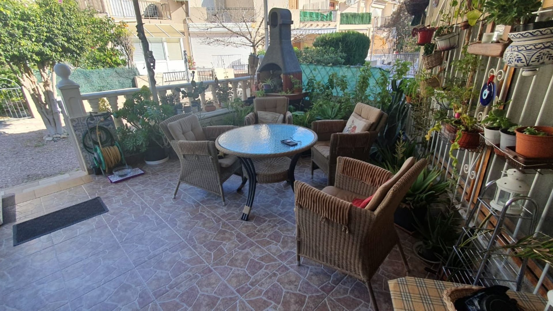 Resale - Townhouse -
Guardamar del Segura - Urbanizaciones