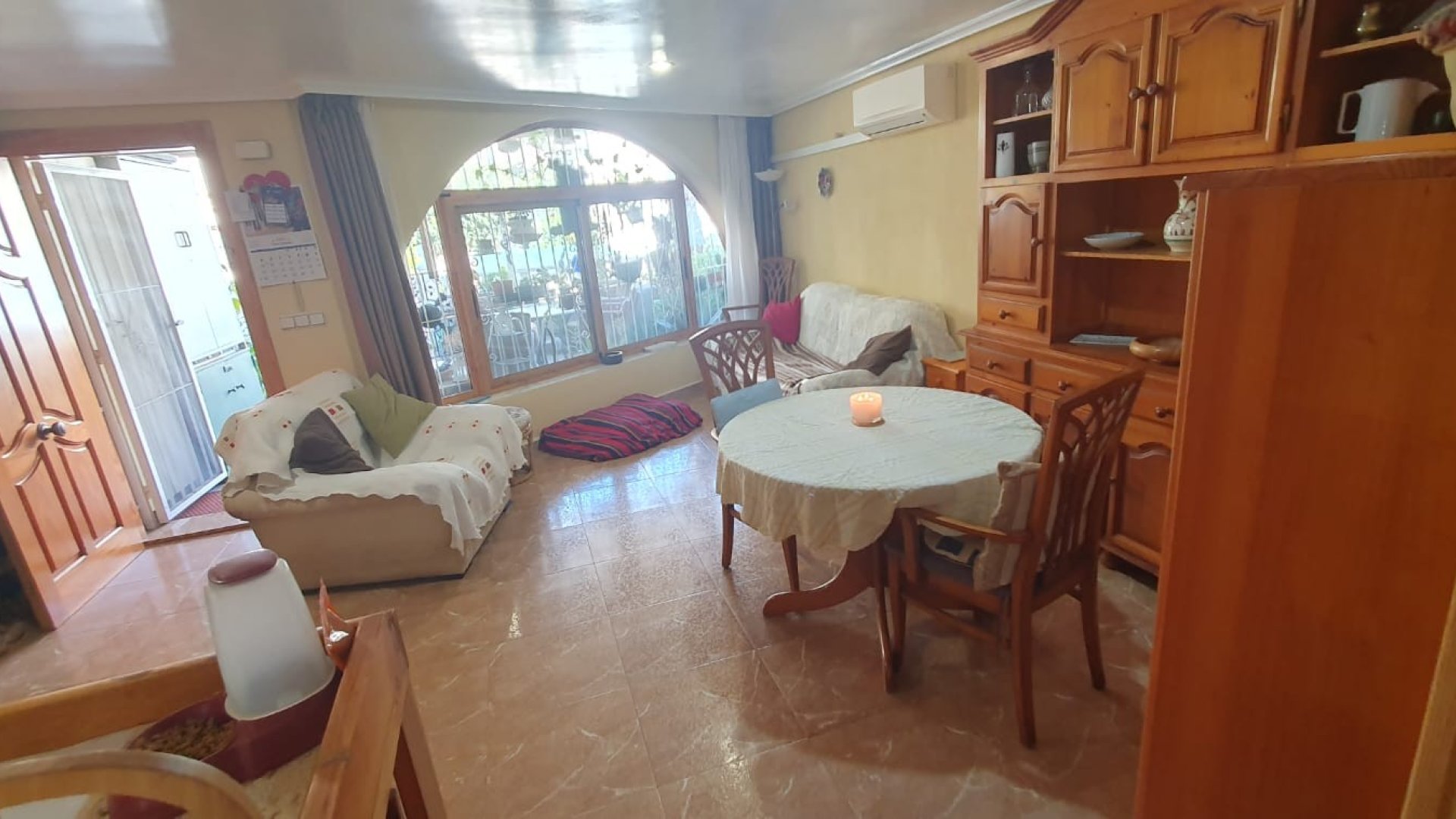 Resale - Townhouse -
Guardamar del Segura - Urbanizaciones