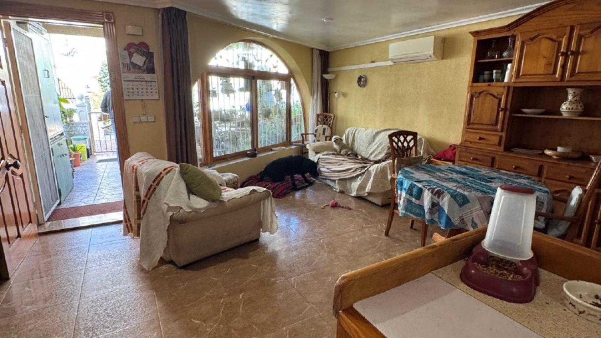 Resale - Townhouse -
Guardamar del Segura - Urbanizaciones