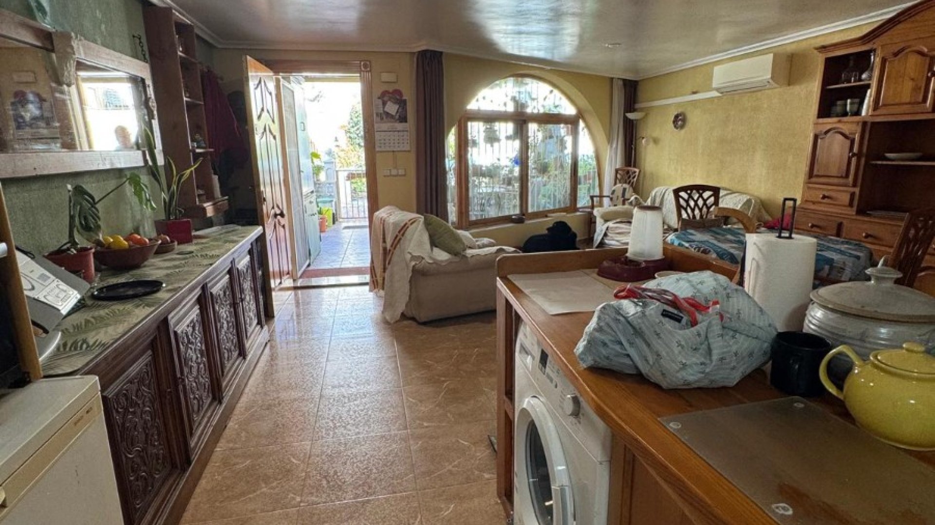 Resale - Townhouse -
Guardamar del Segura - Urbanizaciones