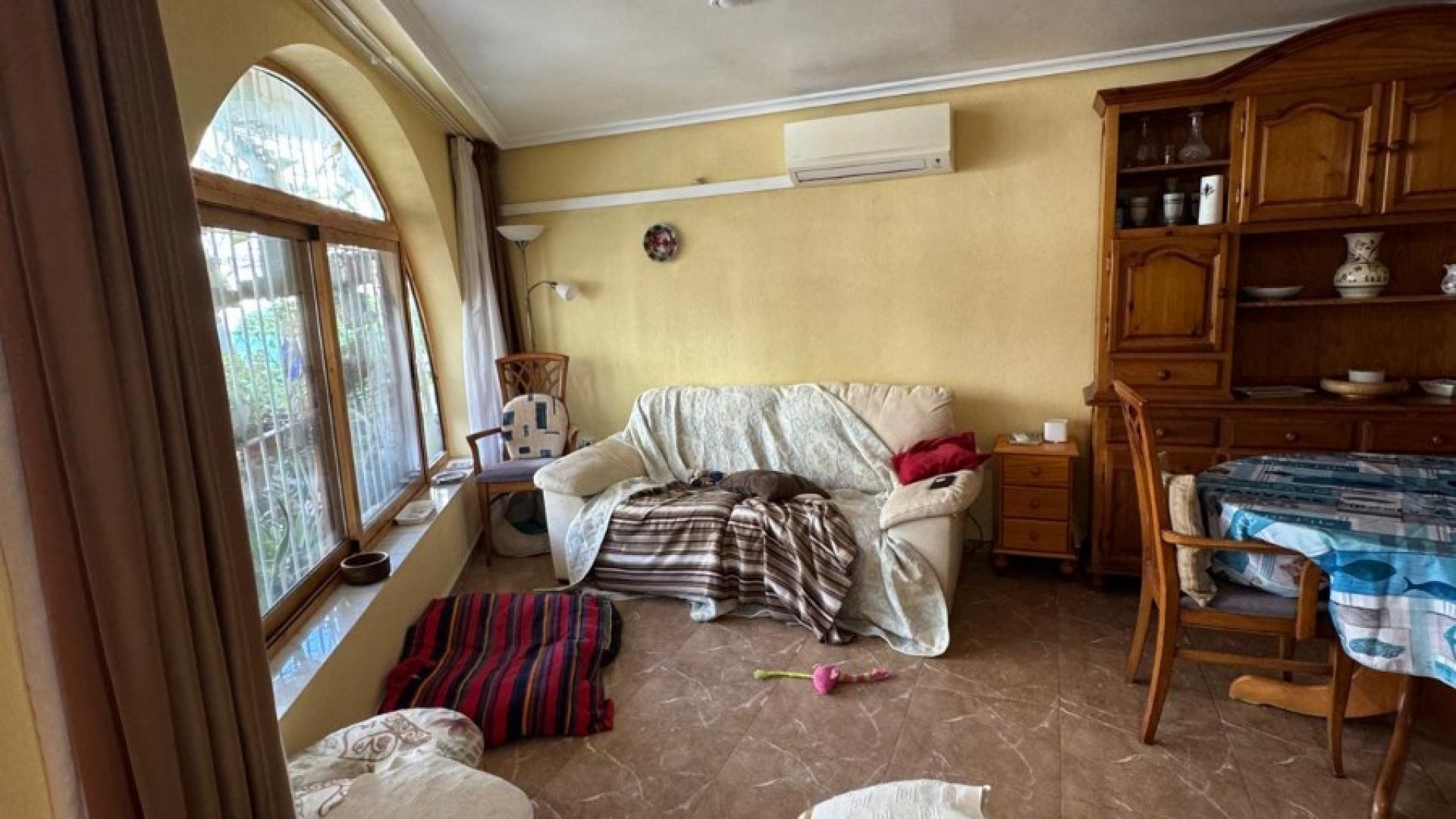 Resale - Townhouse -
Guardamar del Segura - Urbanizaciones