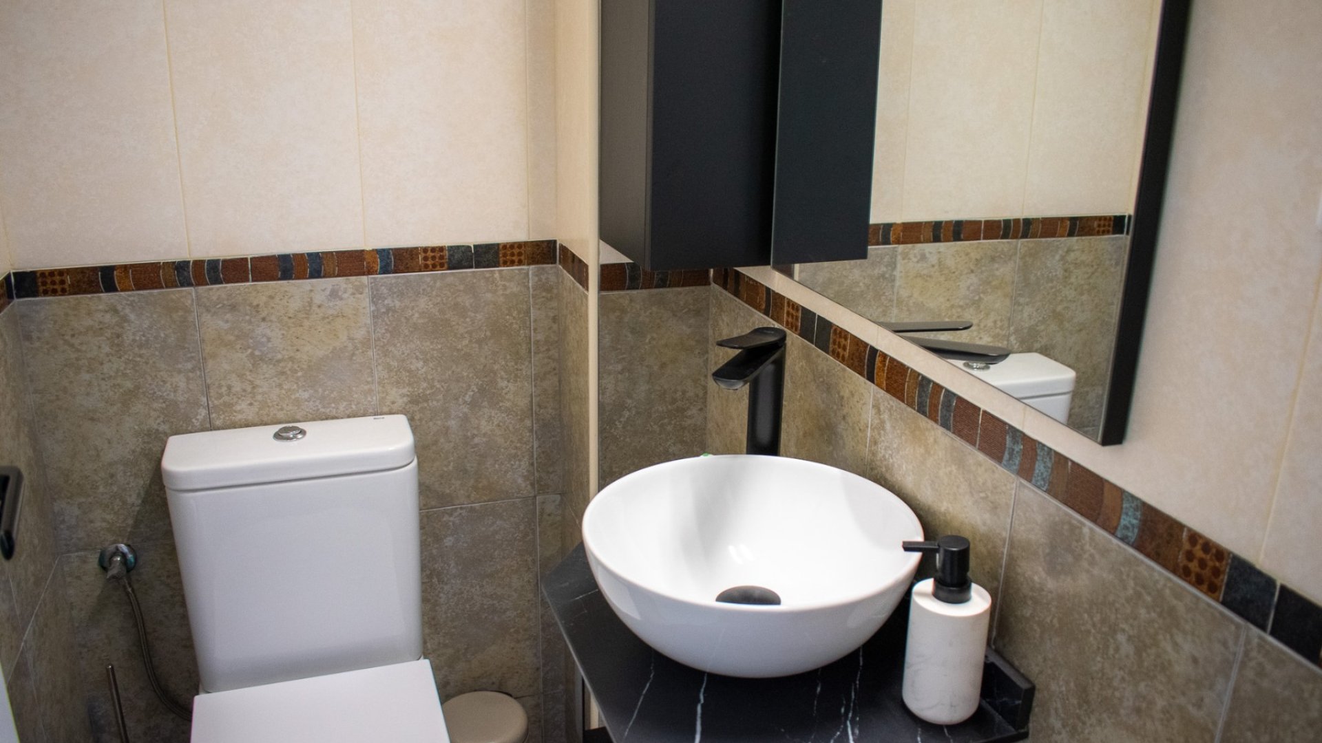 Resale - Townhouse -
Guardamar del Segura - Urbanizaciones