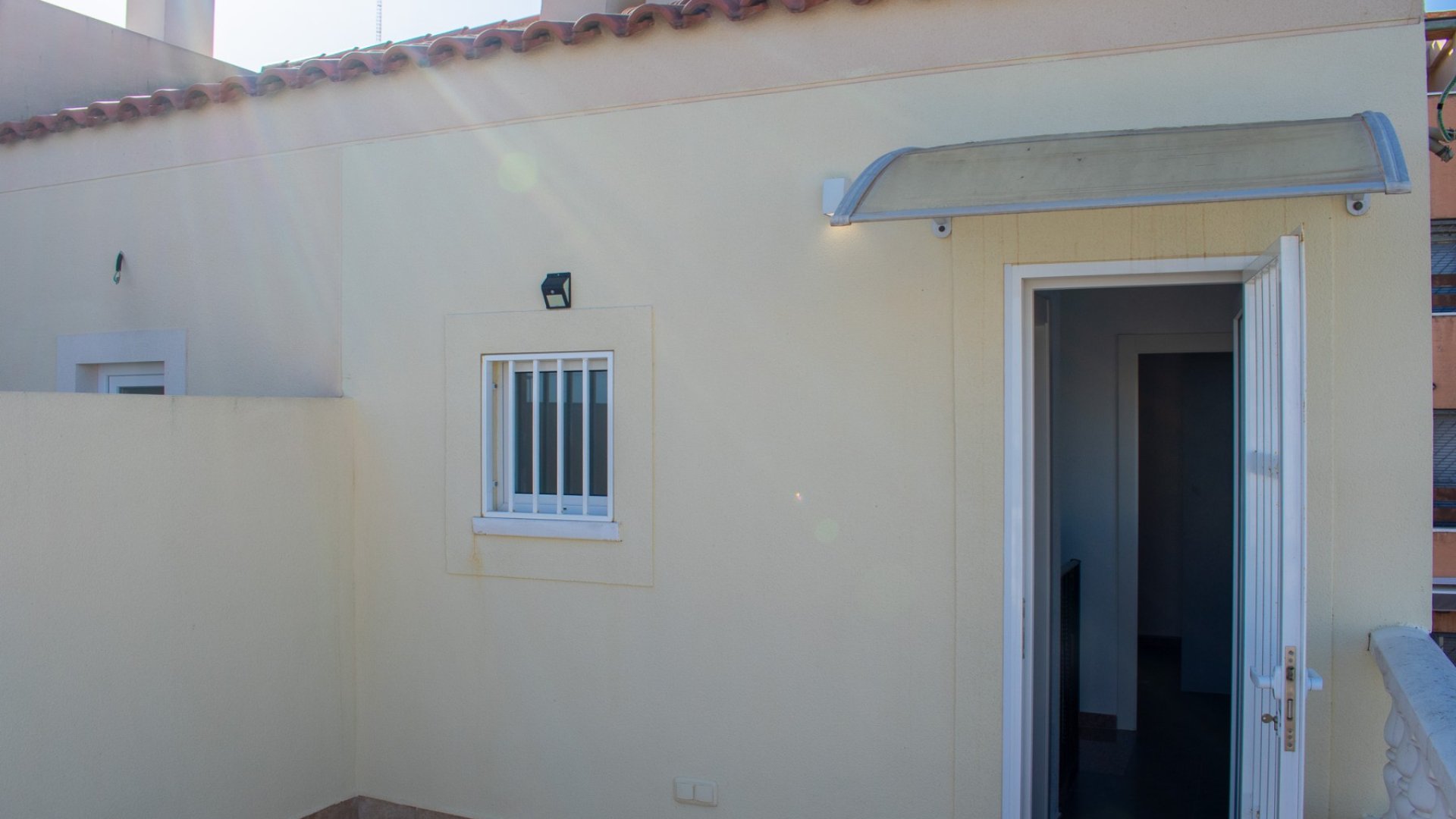 Resale - Townhouse -
Guardamar del Segura - Urbanizaciones