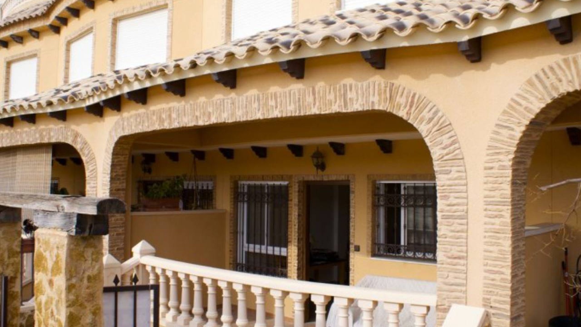 Resale - Townhouse -
Guardamar del Segura