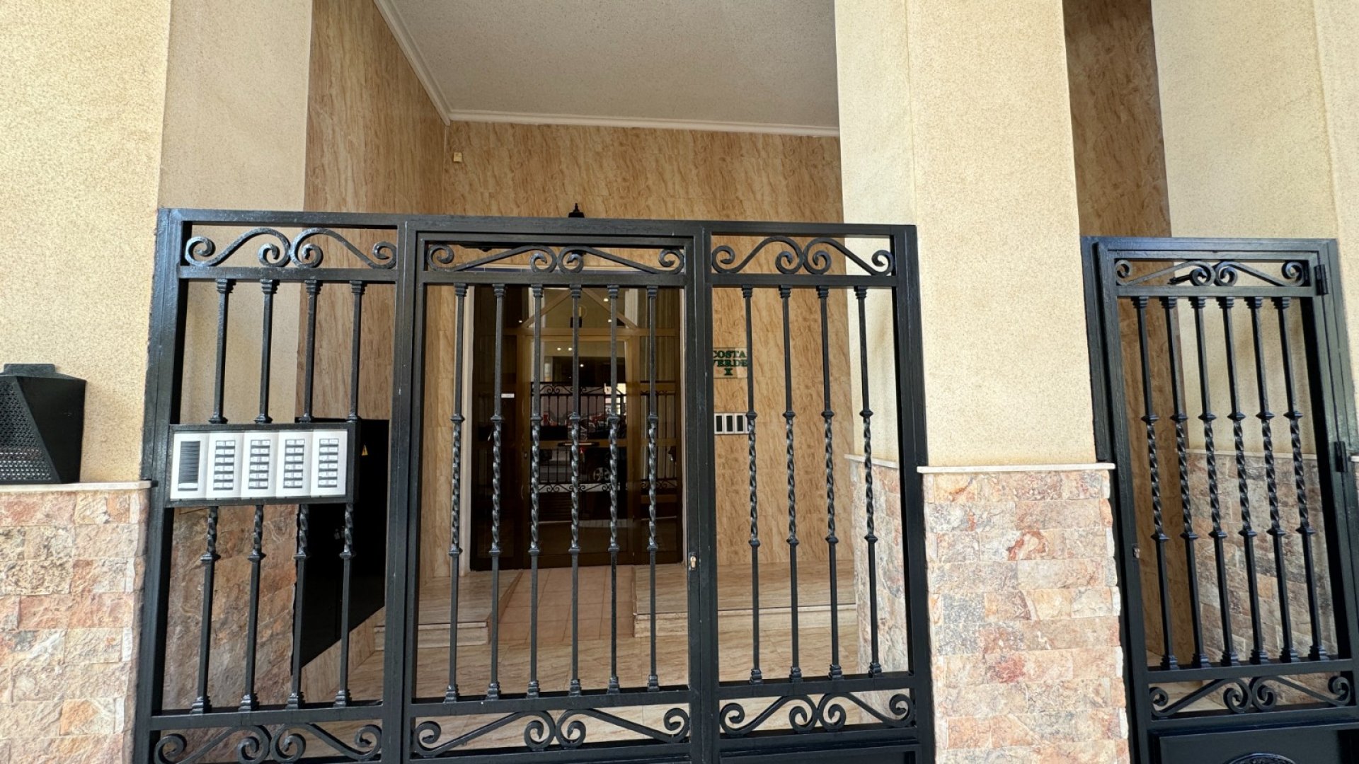 Resale - Townhouse -
Guardamar del Segura