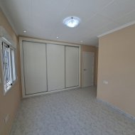 Resale - Townhouse -
La Marina - La Marina - Urbanization