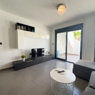 Resale - Townhouse -
La Zenia