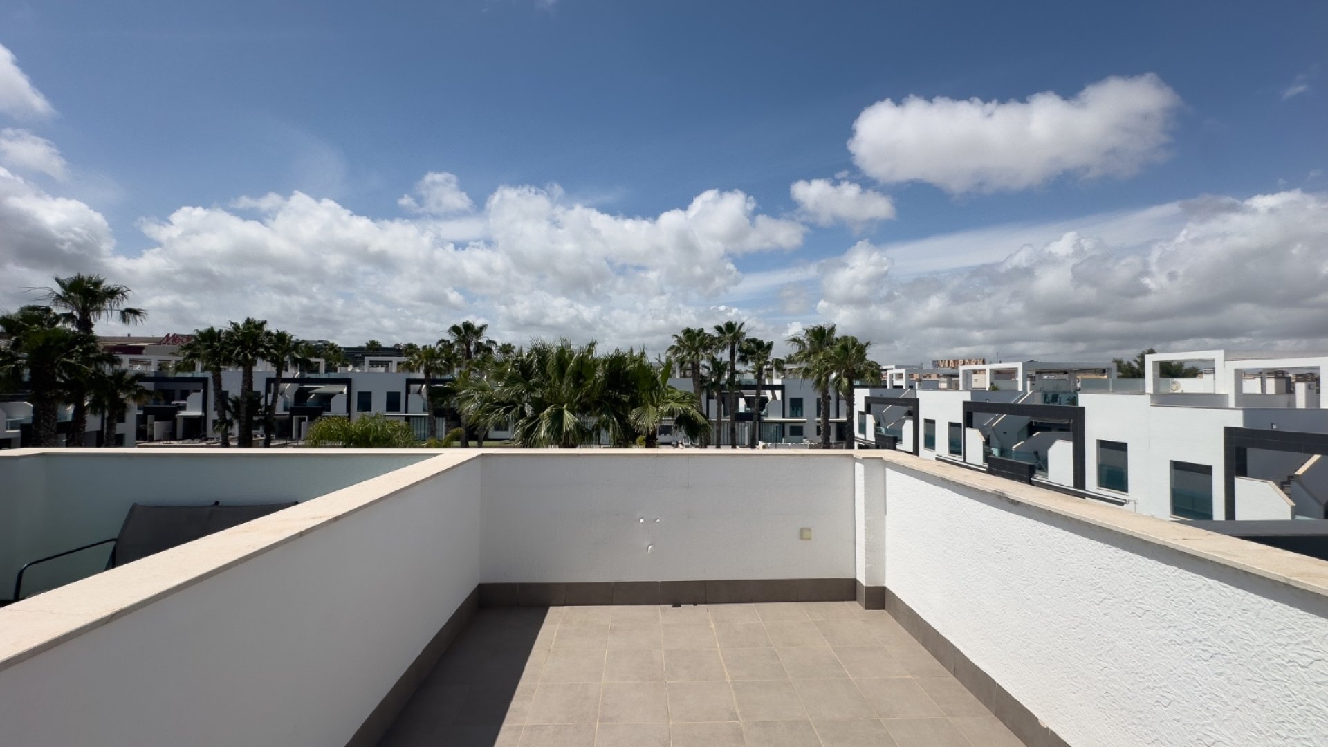 Resale - Townhouse -
La Zenia
