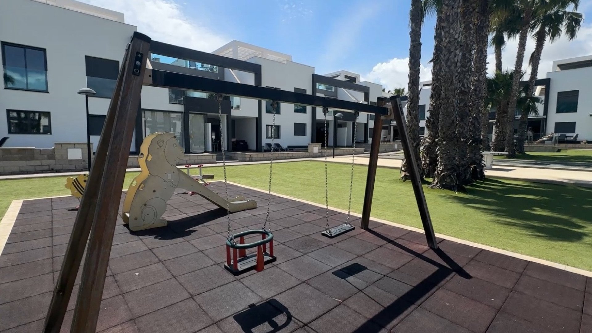 Resale - Townhouse -
La Zenia