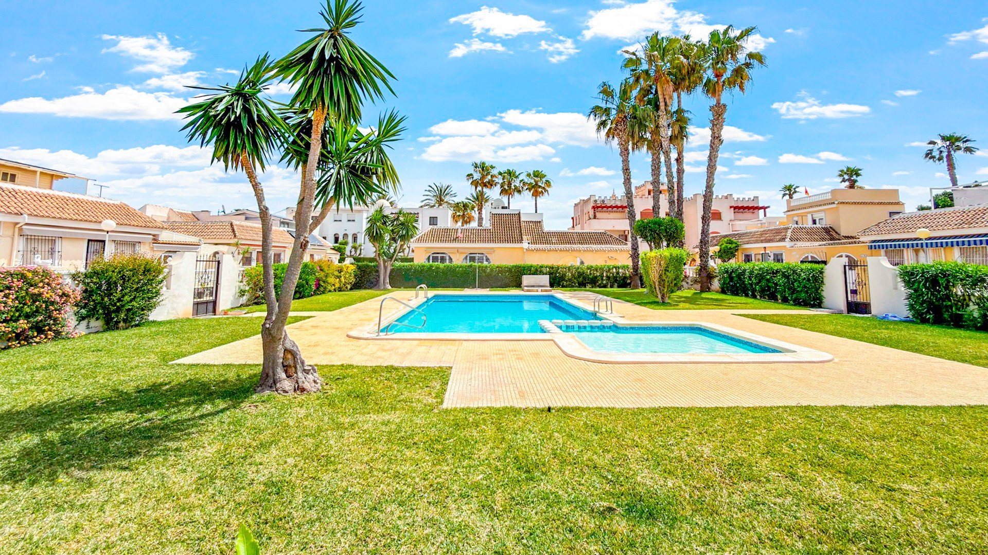 Resale - Townhouse -
Los Alcazares - Los Narejos