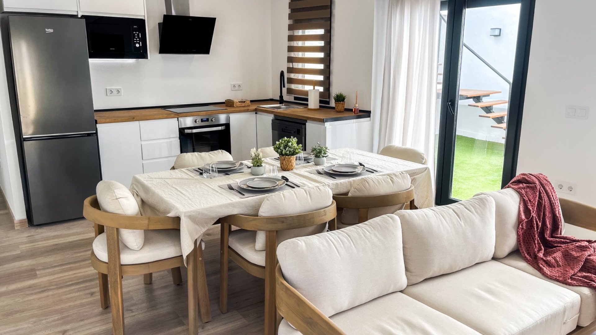 Resale - Townhouse -
Los Alcazares - town