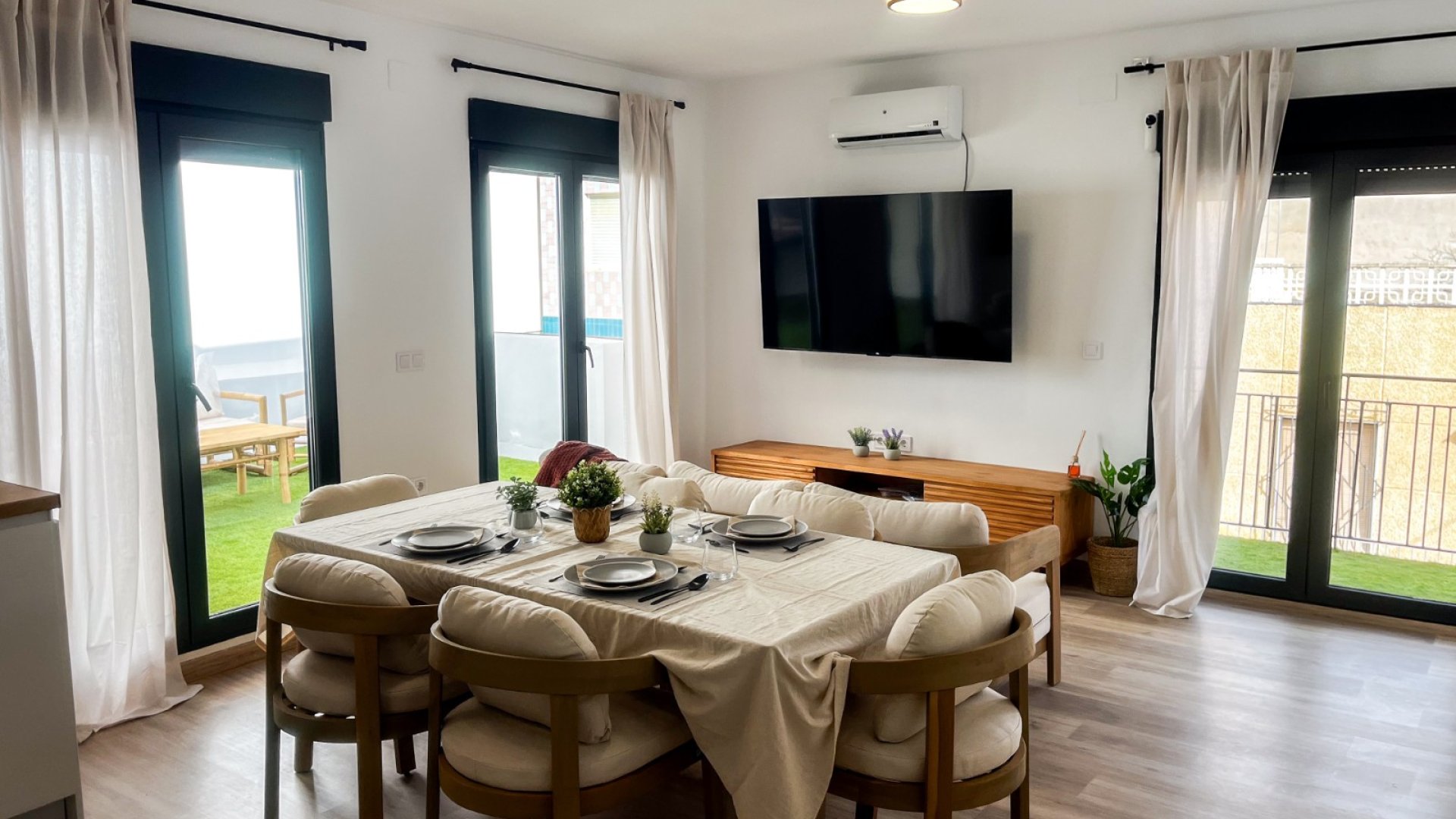 Resale - Townhouse -
Los Alcazares - town