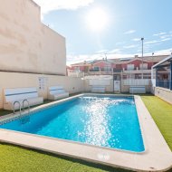 Resale - Townhouse -
Los Alcazares