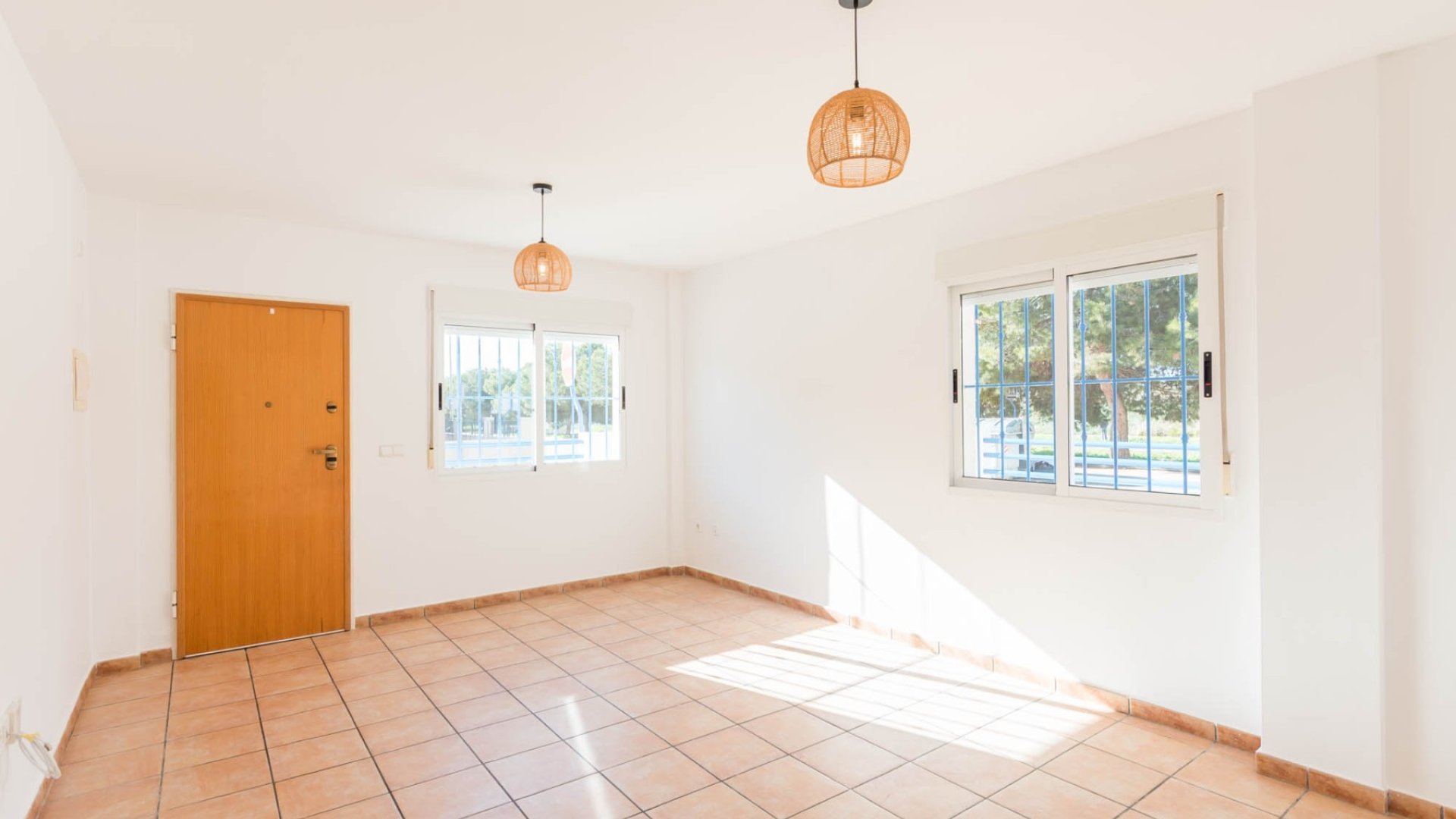 Resale - Townhouse -
Los Alcazares