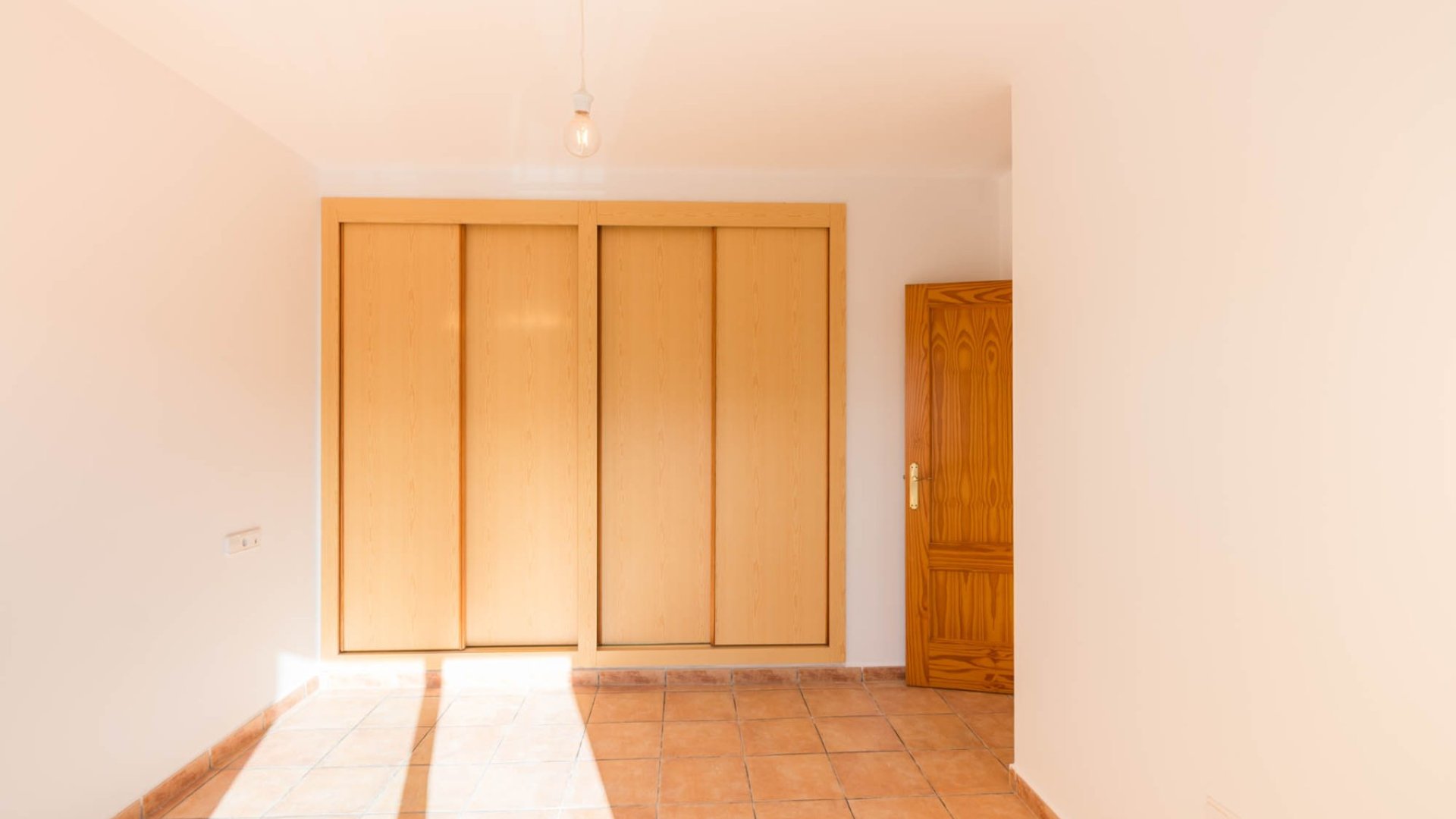 Resale - Townhouse -
Los Alcazares