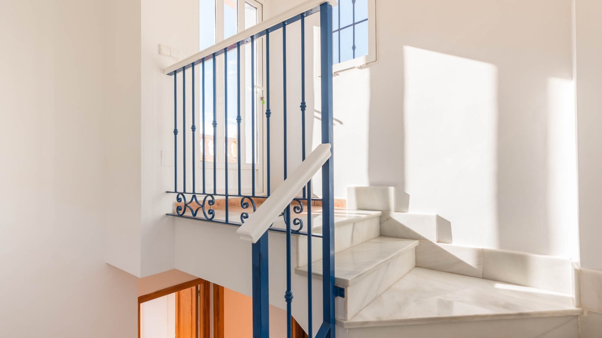 Resale - Townhouse -
Los Alcazares