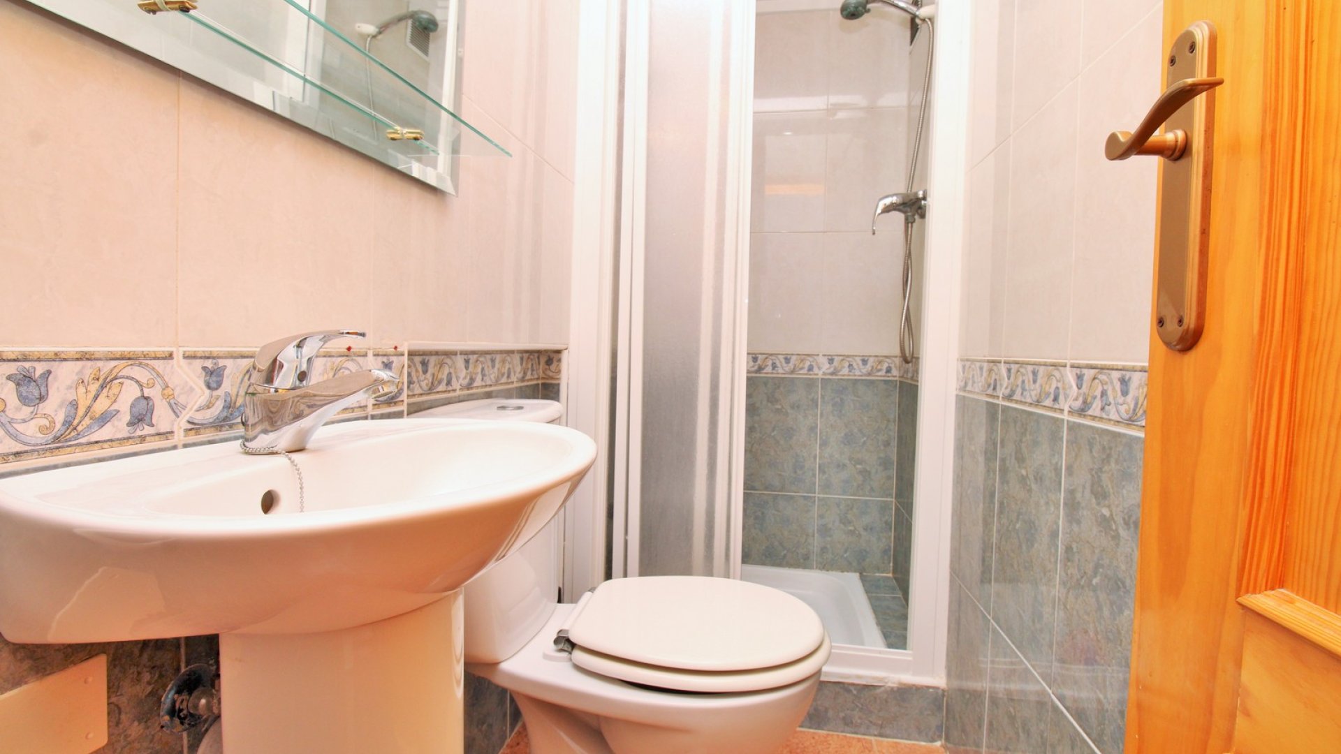 Resale - Townhouse -
Los Altos - Dream Hills - Los Altos