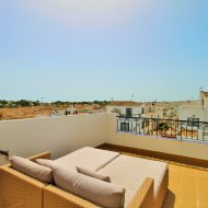 Resale - Townhouse -
Los Altos - Dream Hills - Los Altos