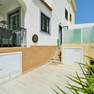 Resale - Townhouse -
Los Altos - Dream Hills - Los Altos