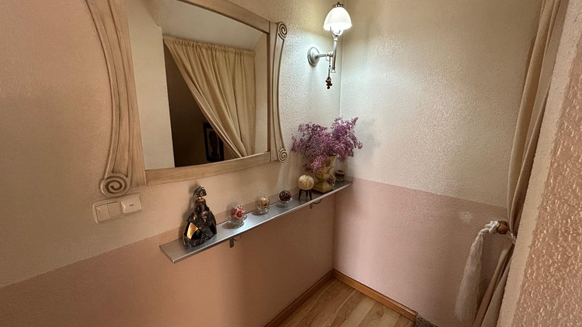 Resale - Townhouse -
Los Montesinos