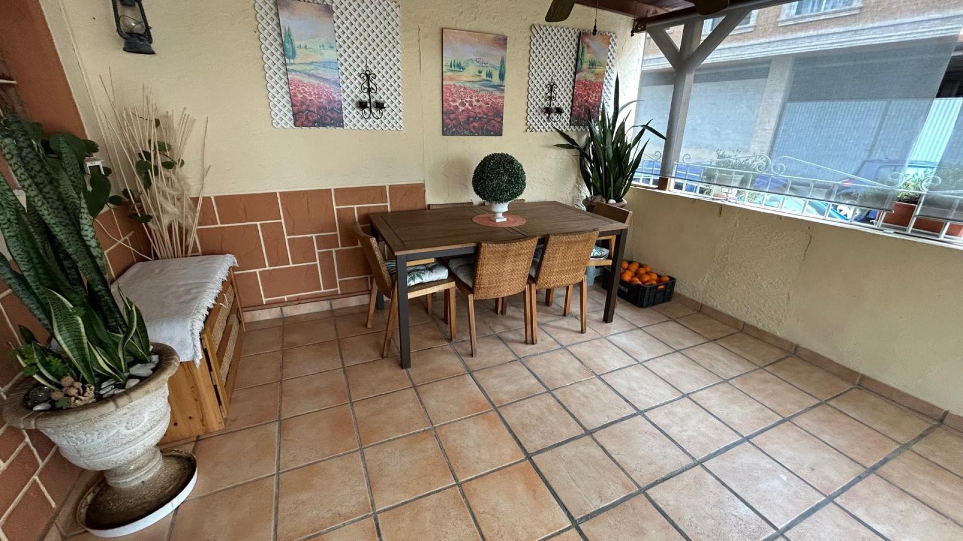 Resale - Townhouse -
Los Montesinos