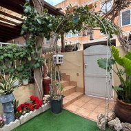 Resale - Townhouse -
Los Montesinos