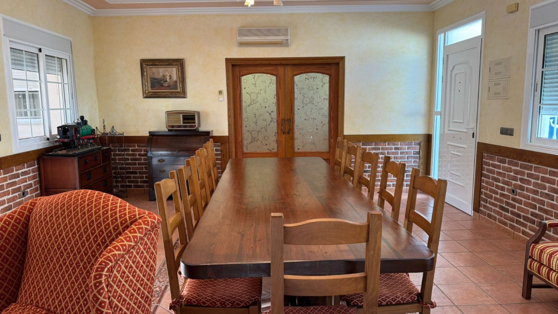 Resale - Townhouse -
Los Montesinos