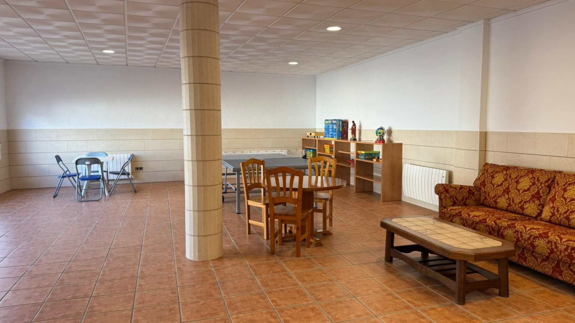 Resale - Townhouse -
Los Montesinos