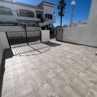 Resale - Townhouse -
Orihuela Costa - Entre Naranjos