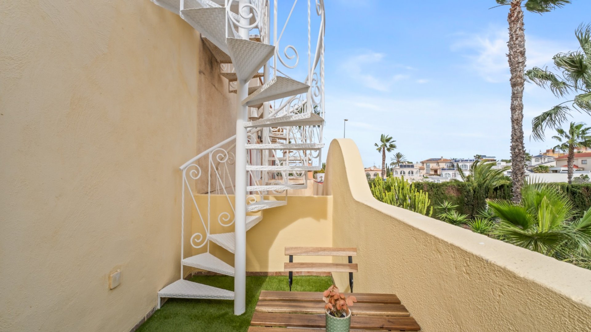 Resale - Townhouse -
Orihuela Costa - La Florida