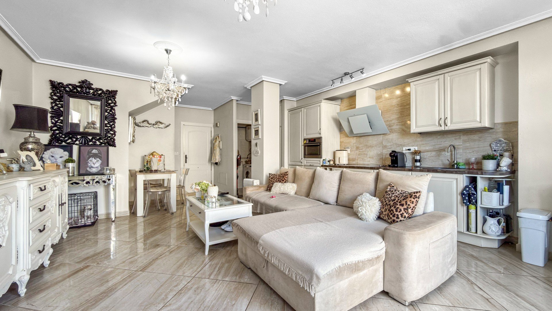 Resale - Townhouse -
Orihuela Costa - La Florida