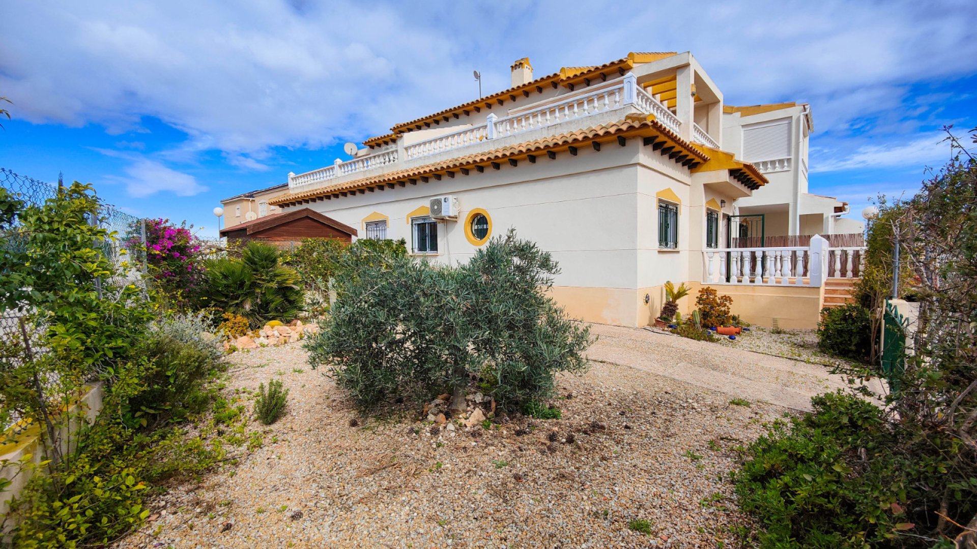 Resale - Townhouse -
Orihuela Costa - La Florida