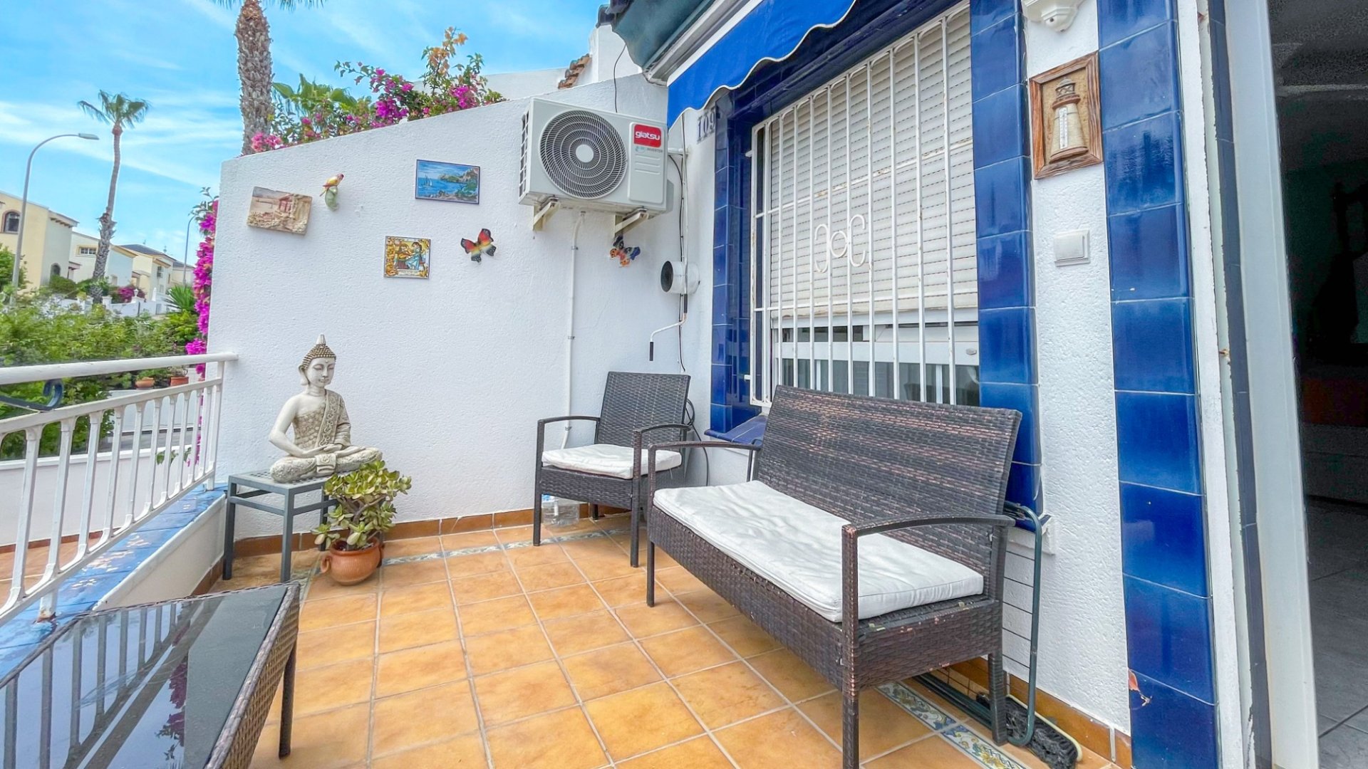 Resale - Townhouse -
Orihuela Costa - La Rioja