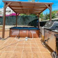 Resale - Townhouse -
Orihuela Costa - La Rioja