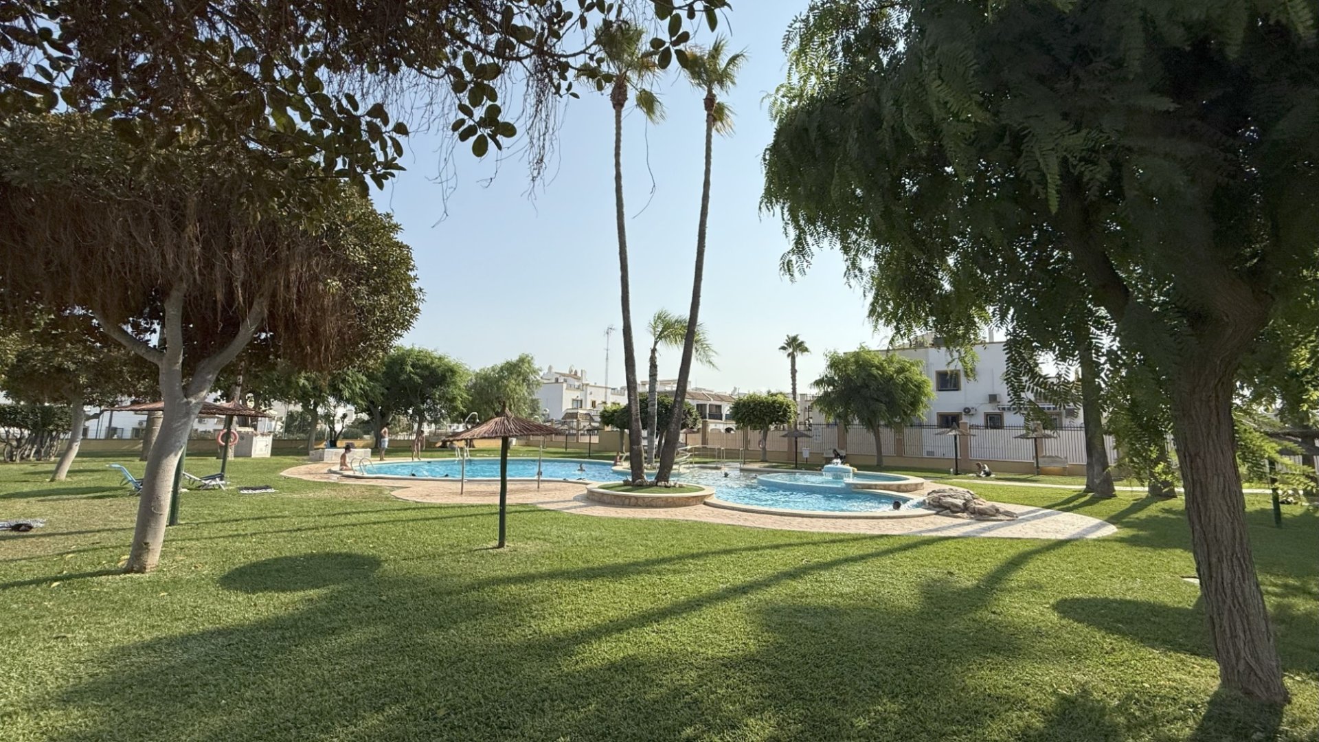Resale - Townhouse -
Orihuela Costa - La Zenia