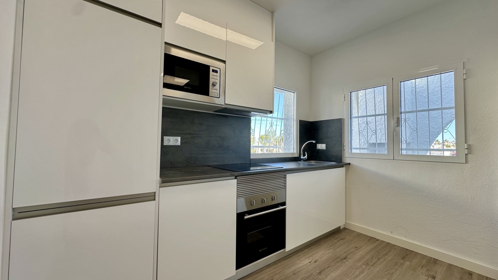 Resale - Townhouse -
Orihuela Costa - Las Filipinas