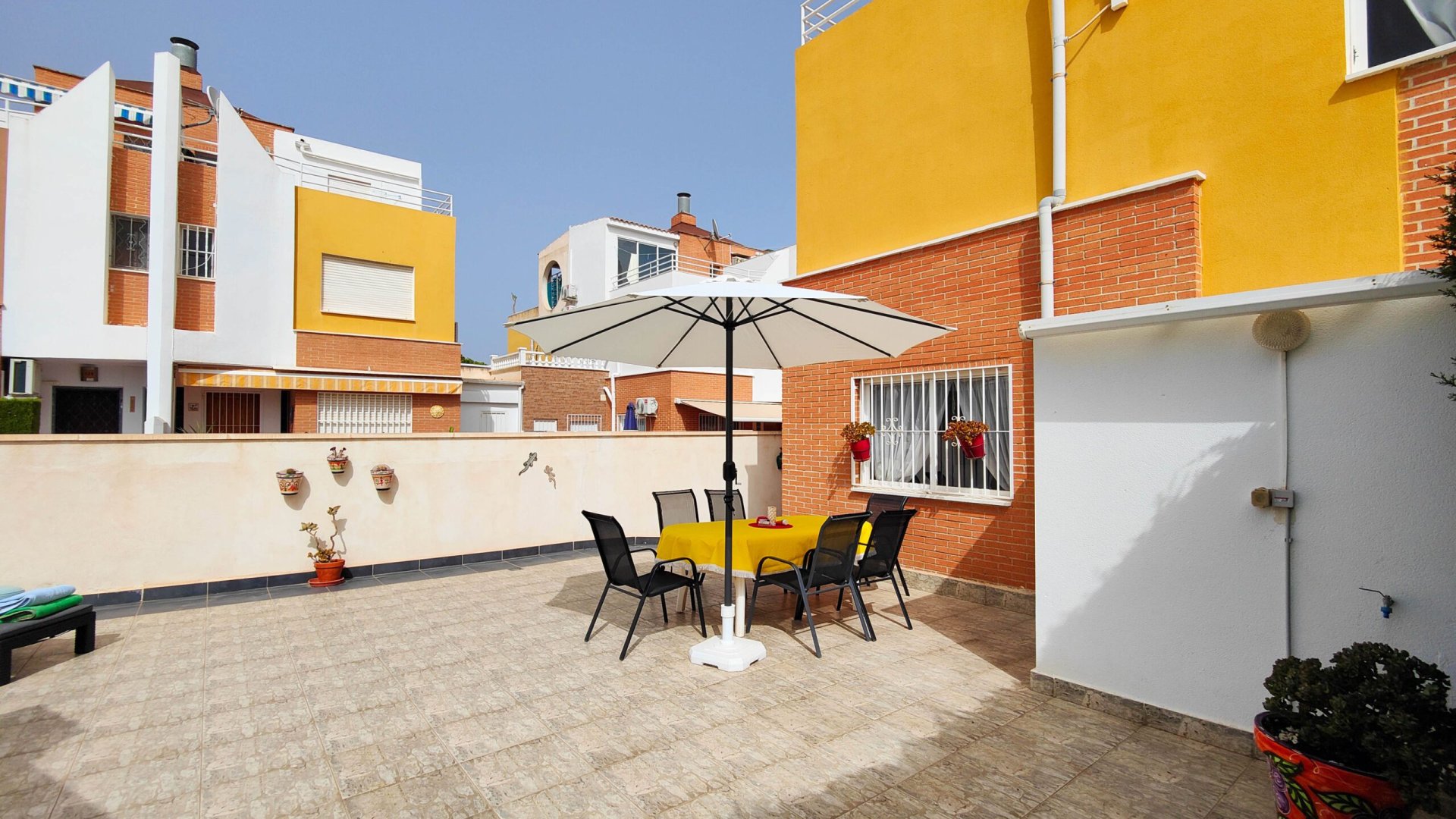 Resale - Townhouse -
Orihuela Costa - Los Altos