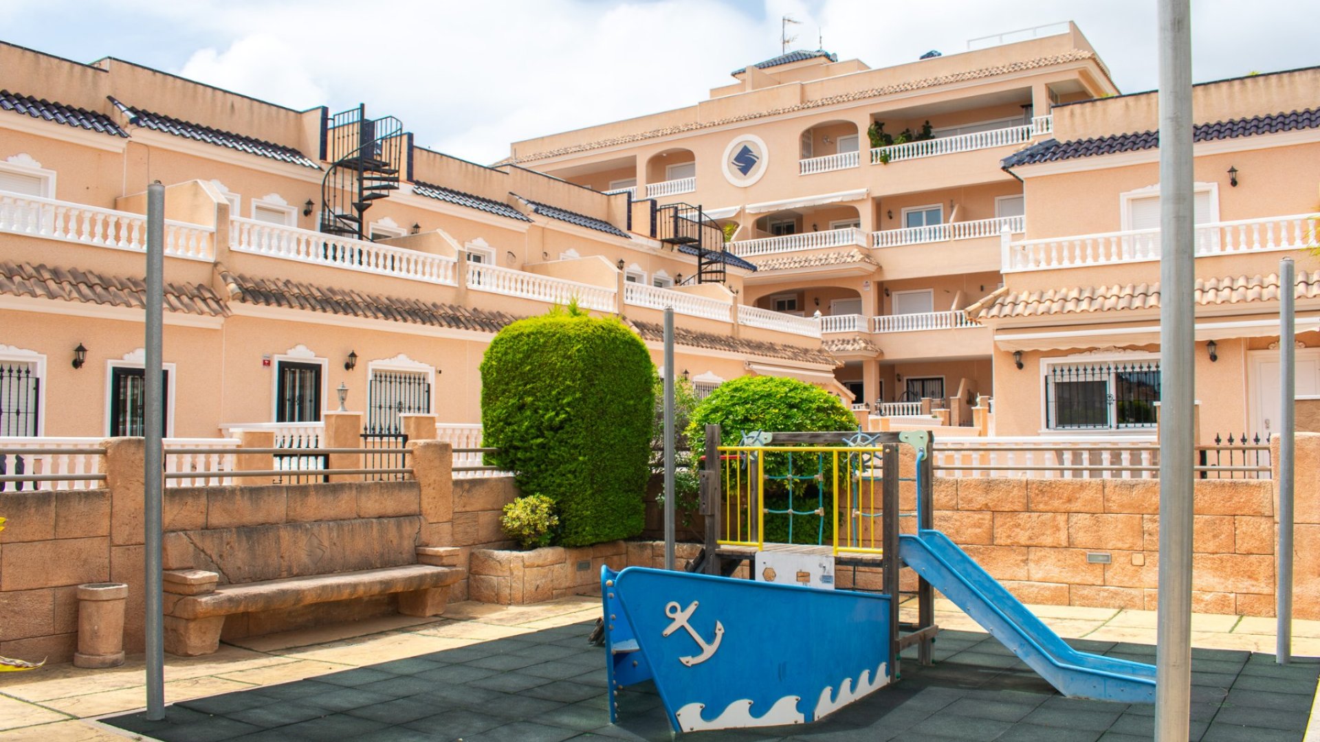 Resale - Townhouse -
Orihuela Costa - Los Dolses