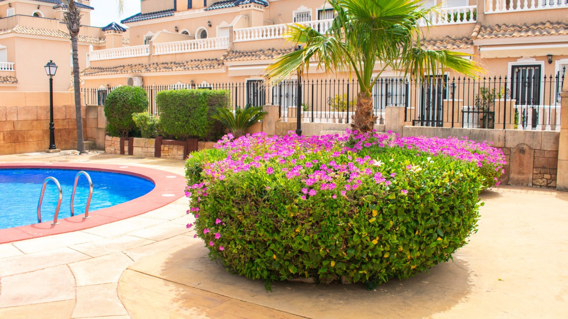 Resale - Townhouse -
Orihuela Costa - Los Dolses