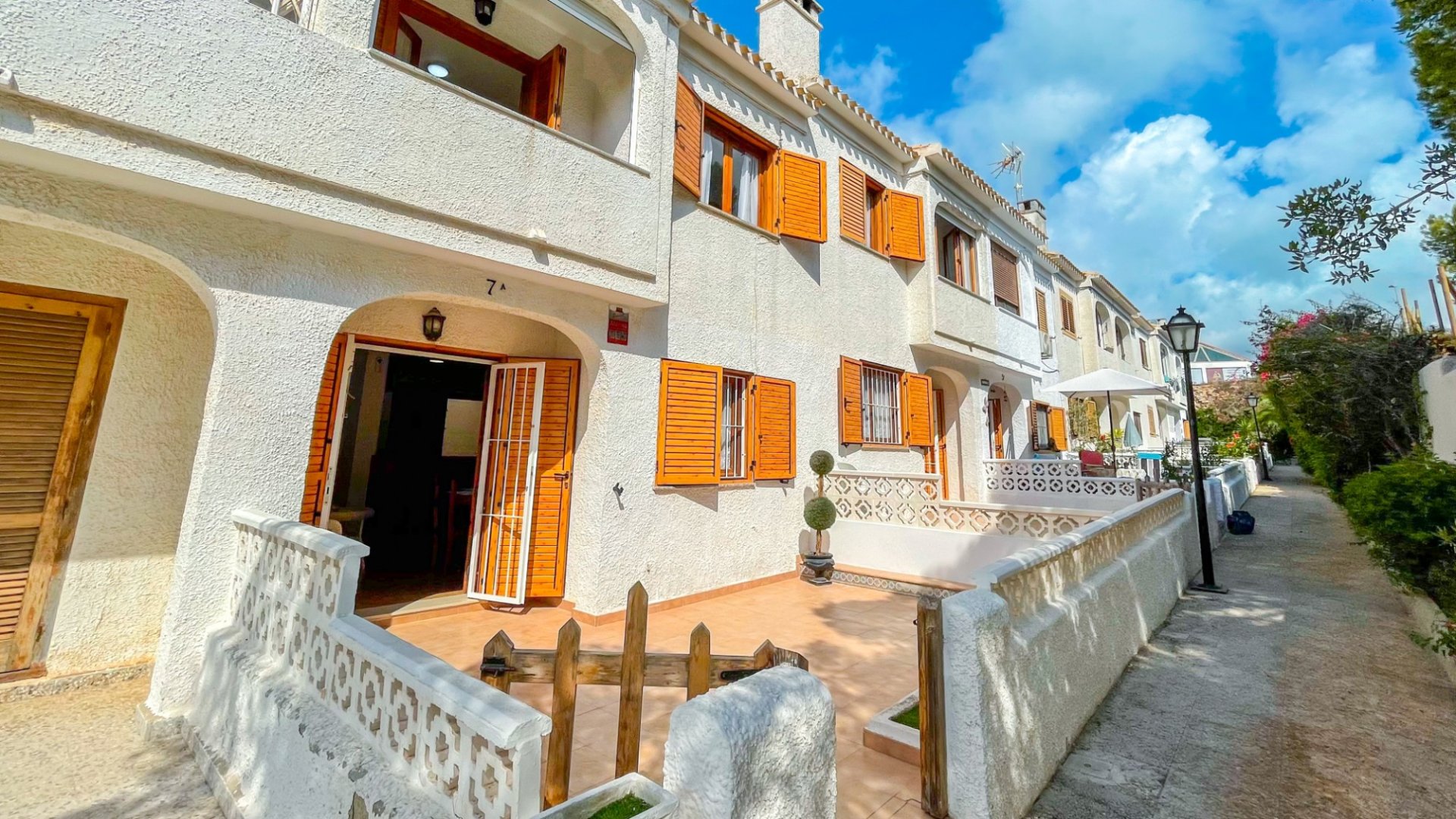 Resale - Townhouse -
Orihuela Costa - Playa Flamenca