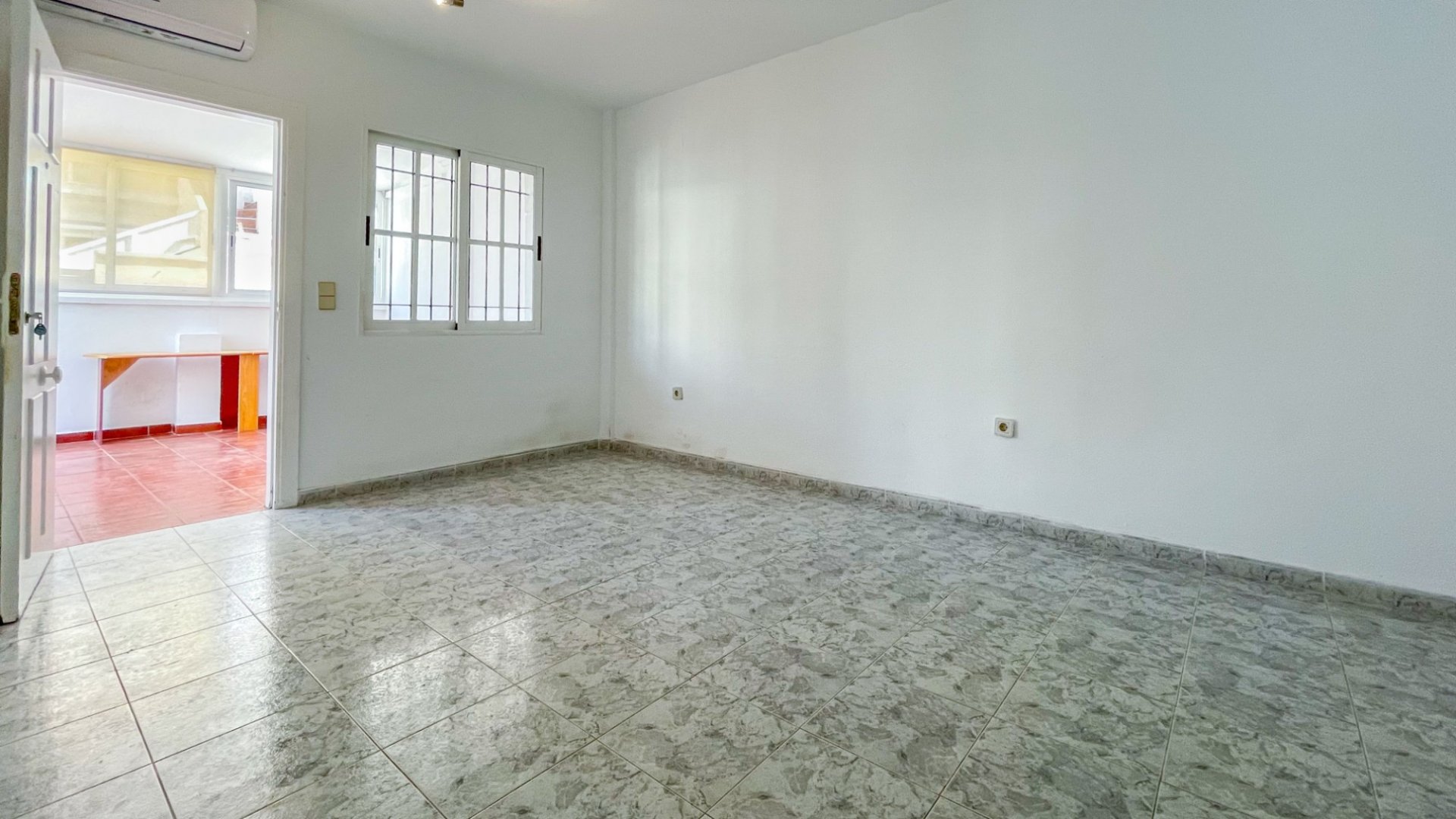 Resale - Townhouse -
Orihuela Costa - Playa Flamenca