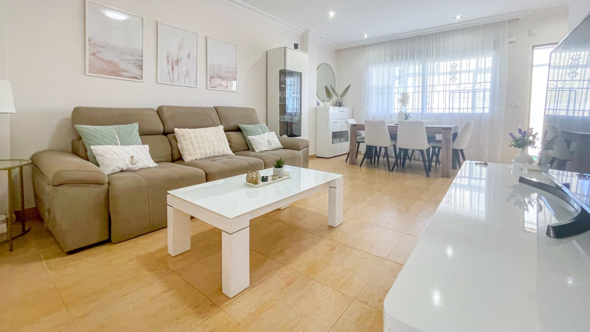 Resale - Townhouse -
Orihuela Costa - Punta Prima