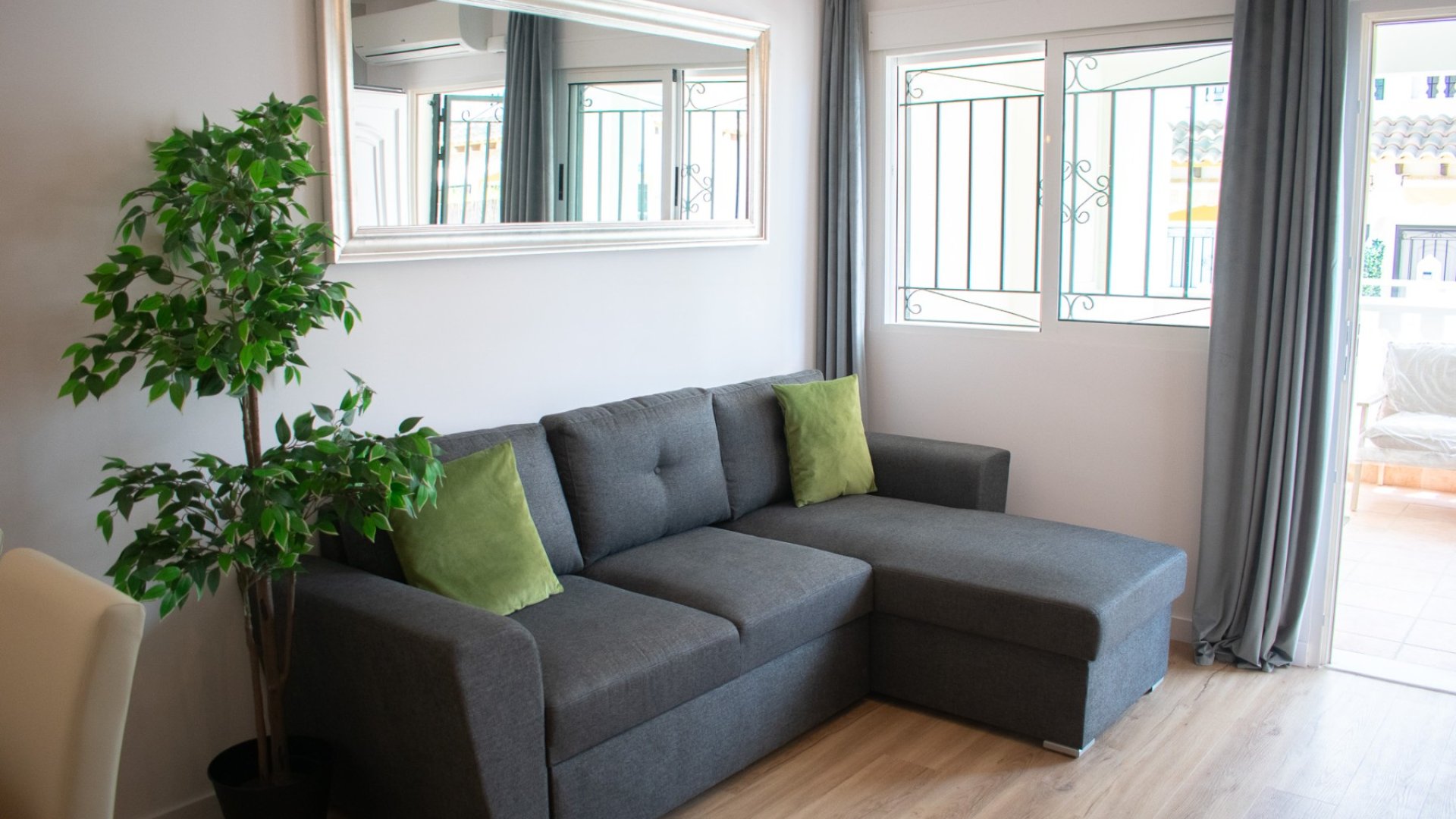 Resale - Townhouse -
Orihuela Costa - Punta Prima