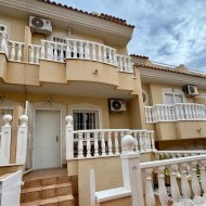 Resale - Townhouse -
Orihuela Costa - Villamartín