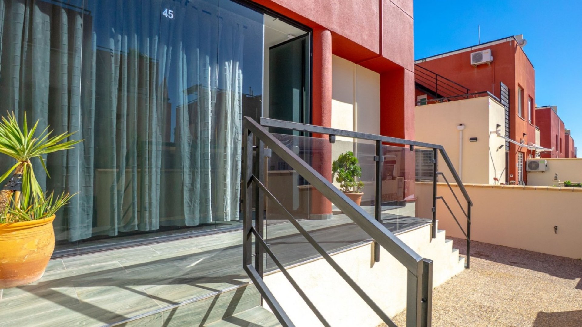 Resale - Townhouse -
Orihuela Costa - Villamartín