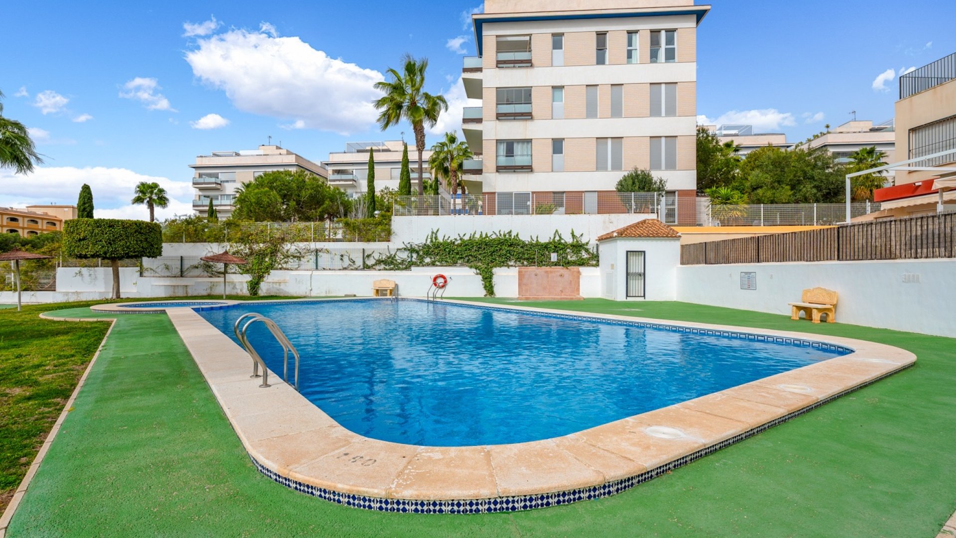 Resale - Townhouse -
Orihuela Costa - Villamartín