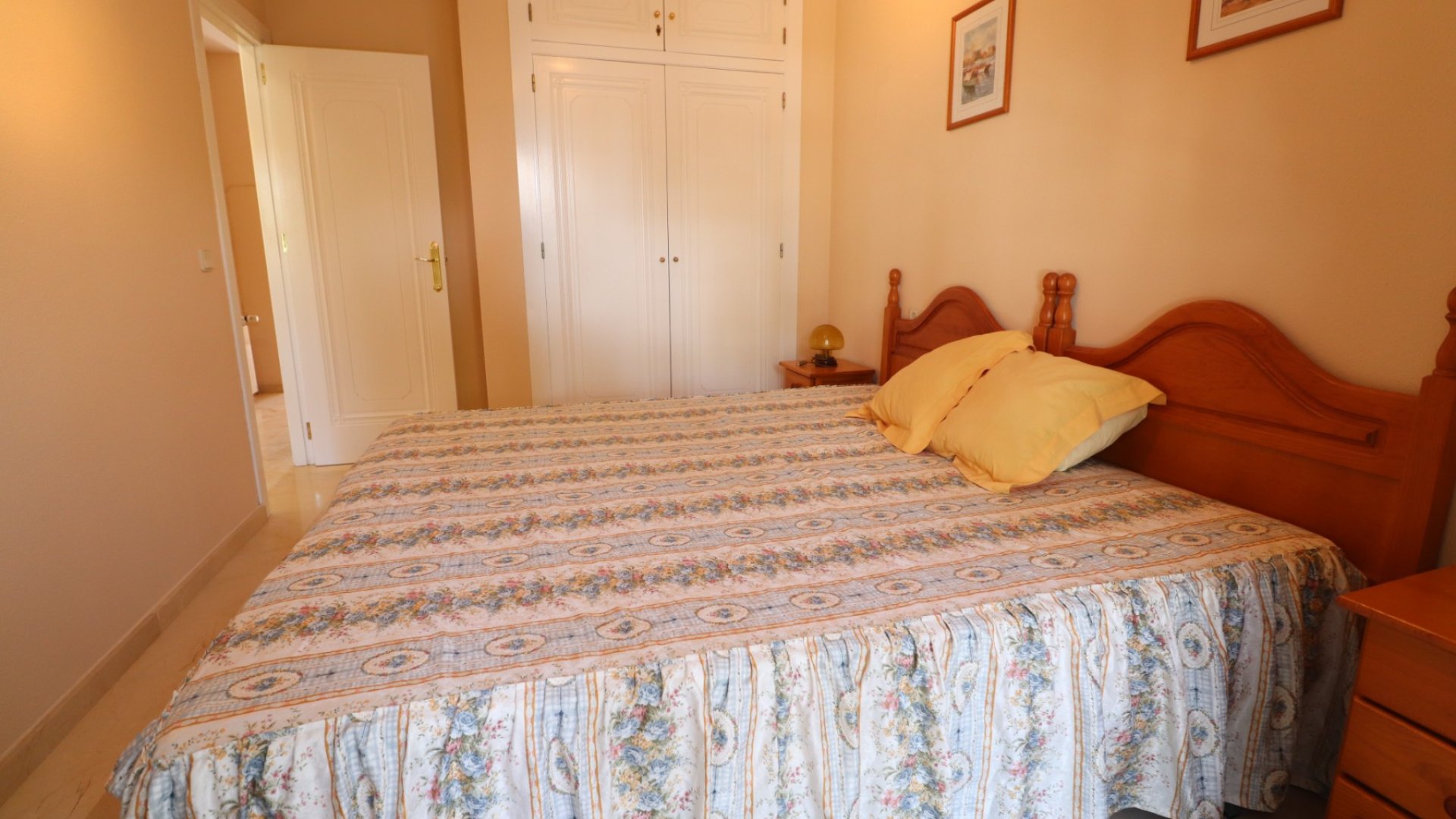 Resale - Townhouse -
Orihuela Costa - Villamartín