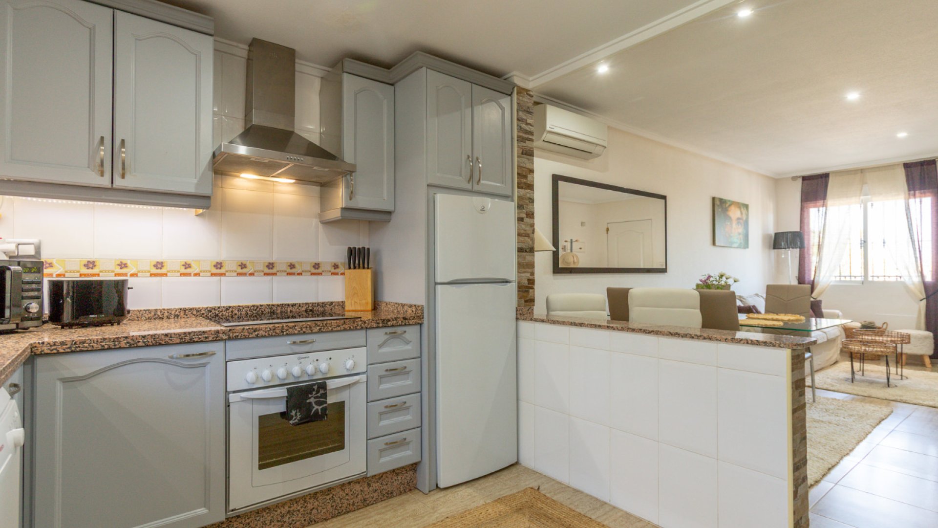 Resale - Townhouse -
Orihuela Costa - Villamartín