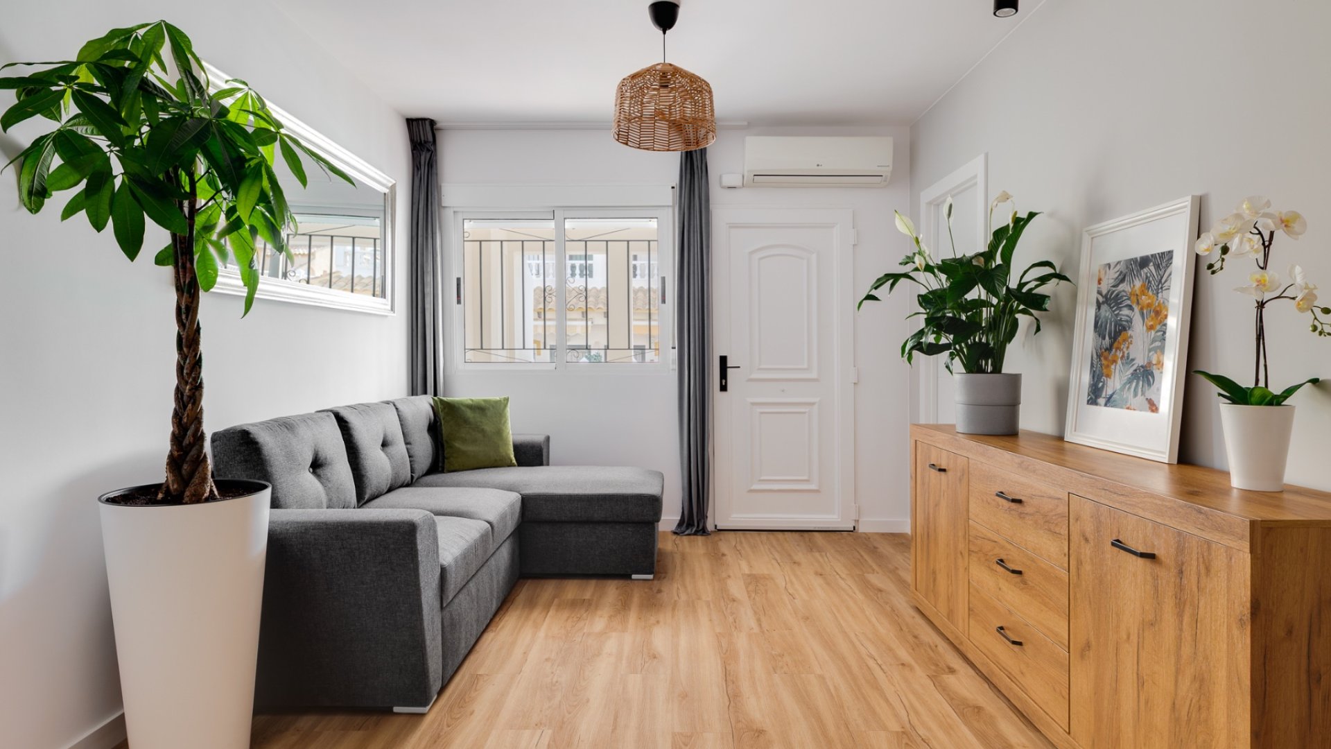 Resale - Townhouse -
Orihuela Costa